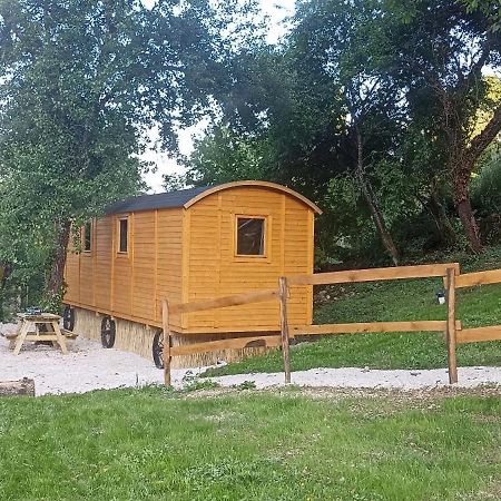 Les Bois D'Ormes Apartment Bessey-en-Chaume Екстериор снимка