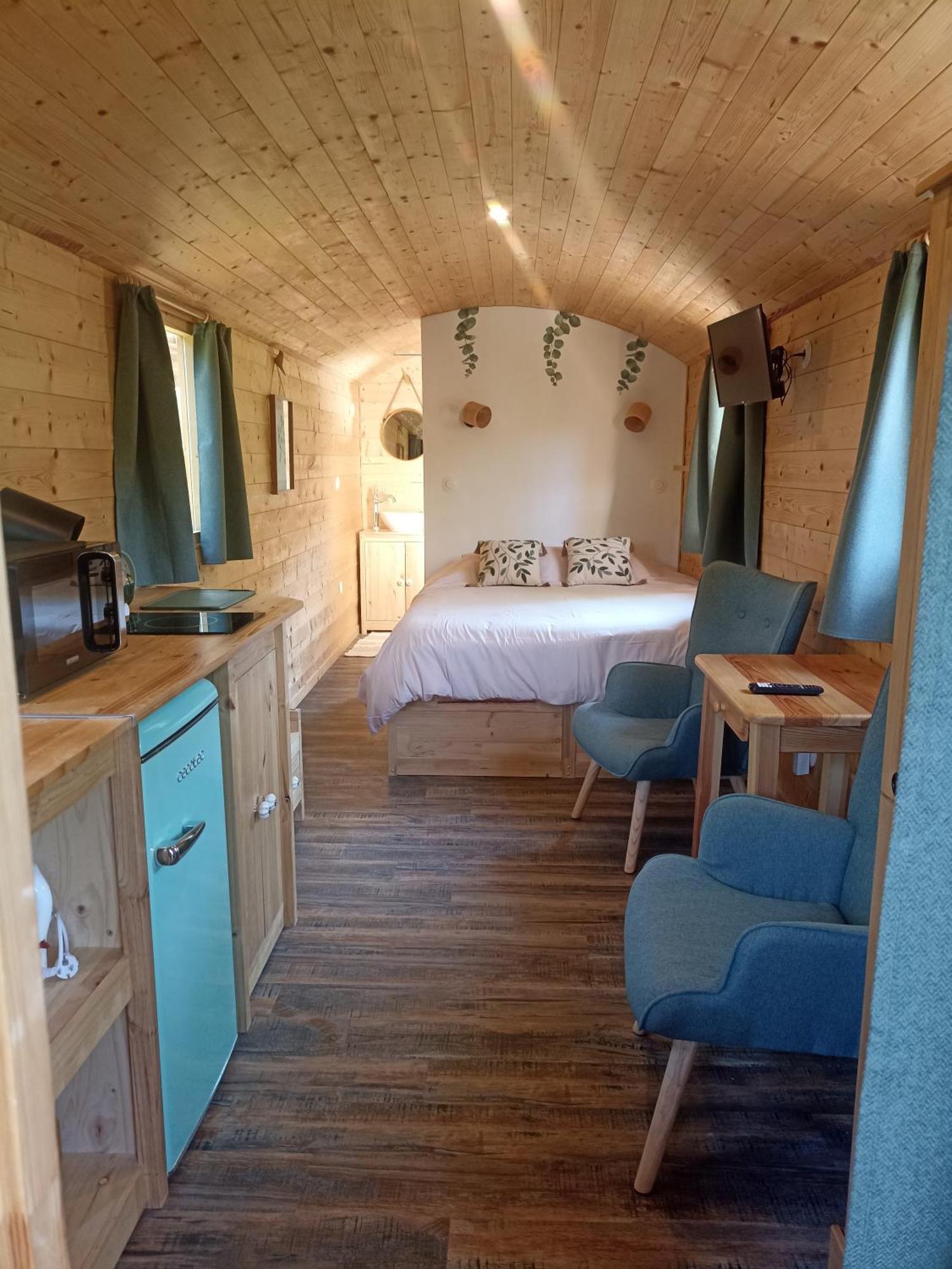 Les Bois D'Ormes Apartment Bessey-en-Chaume Екстериор снимка